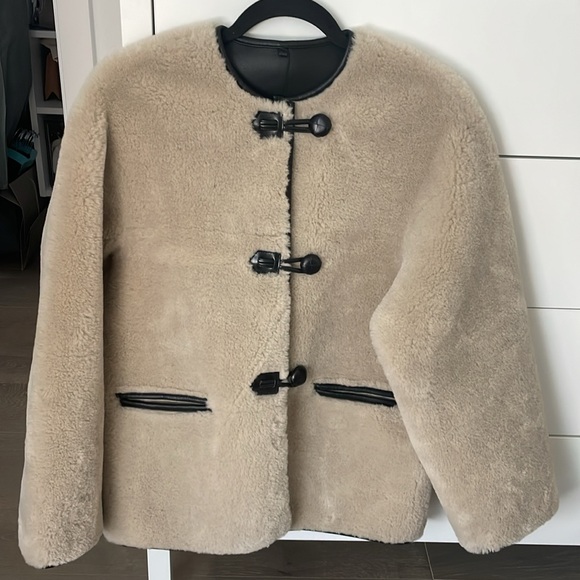 Mango Fur-effect coat with appliqués - Picture 2 of 8